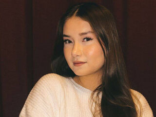 masturbating camgirl ElmiraBookard