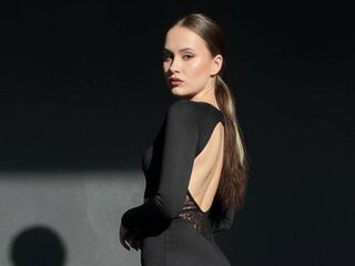 chatroom web cam EmilyGiffin