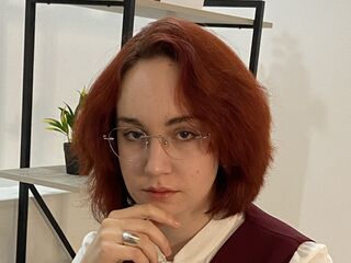 camslut showing tits FlorindaDufner