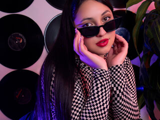 fingering camwhore HanniClark