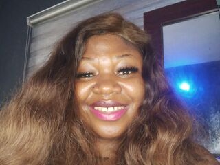 naked camgirl masturbating with dildo Henlencruz