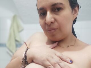 hot sex cam IbannaBely