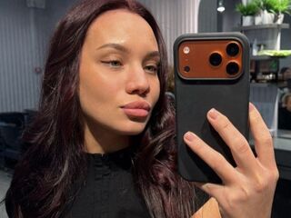 naked camgirl masturbating IleanaFarren