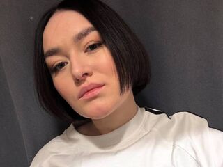 naked cam girl fingering pussy JannSandor