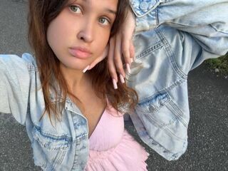webcam bitch chatroom JazminHalajian