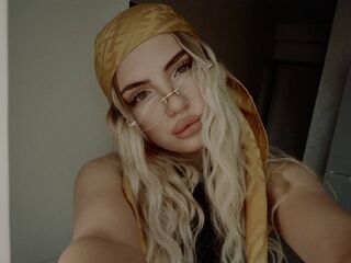 topless camgirl JessieFord