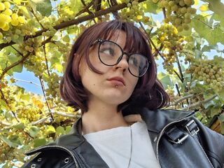 camgirl masturbating with sex toy JuliannMunning