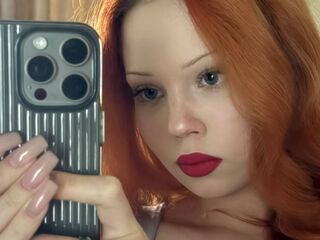 naked webcam girl picture JulyJensen