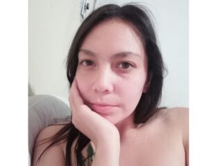 girl chatroom KarlaGoldens