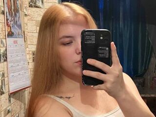 adult liveshow KarrieAnesi