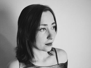 camgirl masturbating with vibrator KatieKis