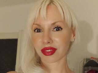 live webcam girl LaymaFlay