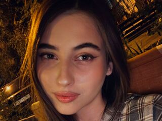 nude cam pic LeiaFrost