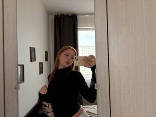 live teaser cam LennieLukasik