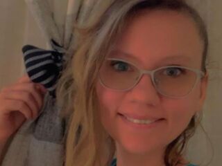 hot strip tease web cam LiluRosey