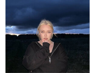 girl webcam LitaBloom