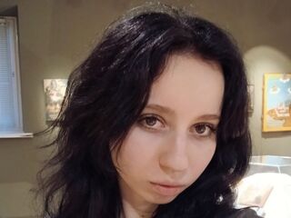 camgirl LoisBenthall