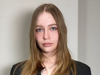 streaming live webcam LoriaStepney