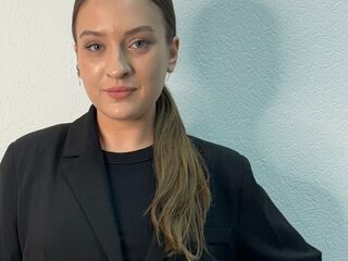 webcam live sex show LyndaEstle