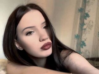 naked webcam girl masturbating MadelineMendes