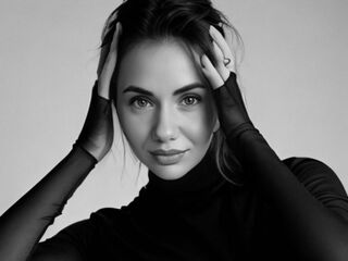 cyber sex chat MaiaSin