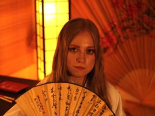cam girl sex photo MandiKressierer