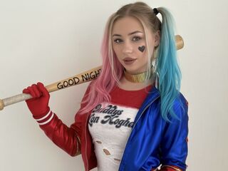 naughty camgirl masturbating with dildo MargoRobbz