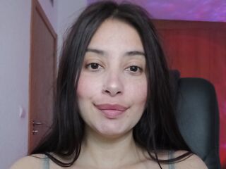 nude webcamgirl MariahCasas