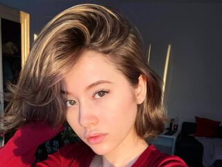 beautiful webcamgirl MarvisHey