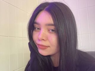 free chatroom MaryWellison