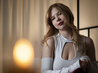 nude webcamgirl picture MayGell