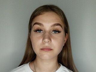 cam hooker chatroom MeganPerson