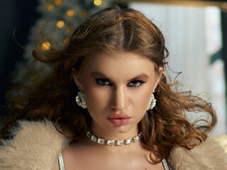 naked camgirl picture MelanieJhonson