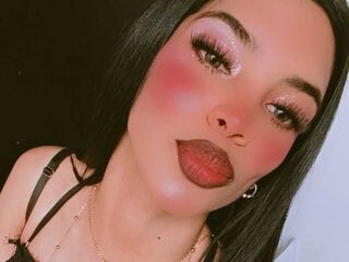 Kinky webcam MeliRoots
