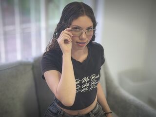 naked cam girl masturbating with dildo MelissaSkye