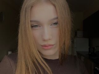hot chat room MiaDelicia