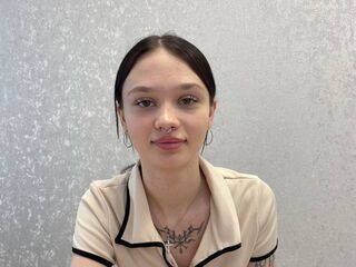 fingering girl cam MiaLifa
