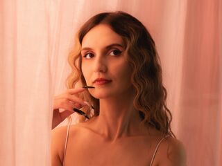 camgirl masturbating with sex toy MoonSeraphine