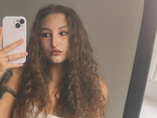 webcamstripper NicholMikrot