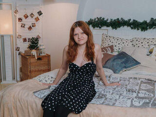 nude gamgirl NoraReed