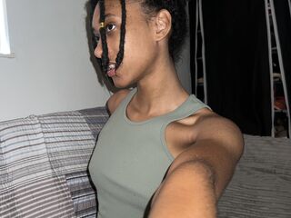 naked cam girl masturbating with dildo NylaBrooke