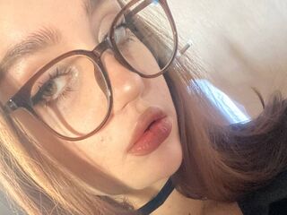chat room photo QuennaEmbry