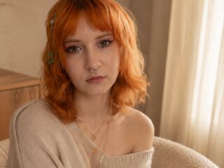 naked cam girl masturbating with dildo RobertaLah