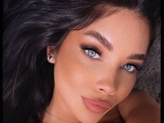 nude cam girl photo Ryva