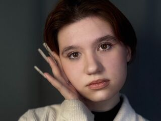 camwhore fingering shaved pussy SantanaJohanek