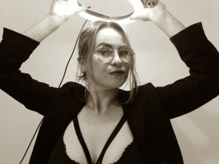 beautiful cam girl ScarletHanistom