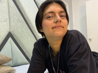 cam girl playing with vibrator ScarletMiller