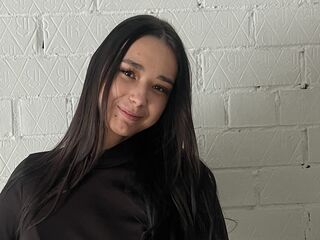 topless girl SenaidaHakes