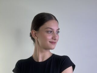 live show SharikaWigington