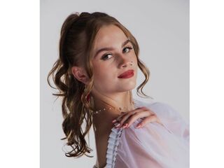 masturbating webcam girl SharriLangolf